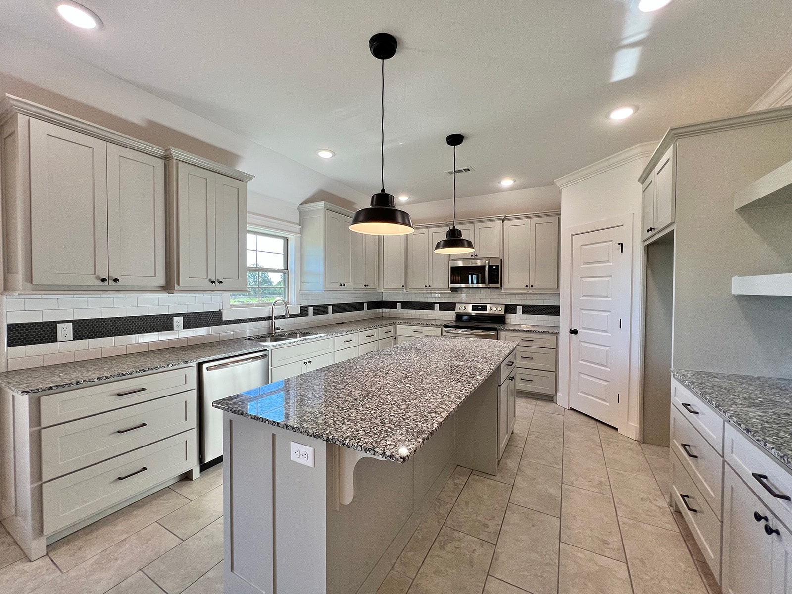 12020 Saddle Hill Ln1 (3)